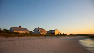 Is It Smarter to Buy or Rent a Second Home?